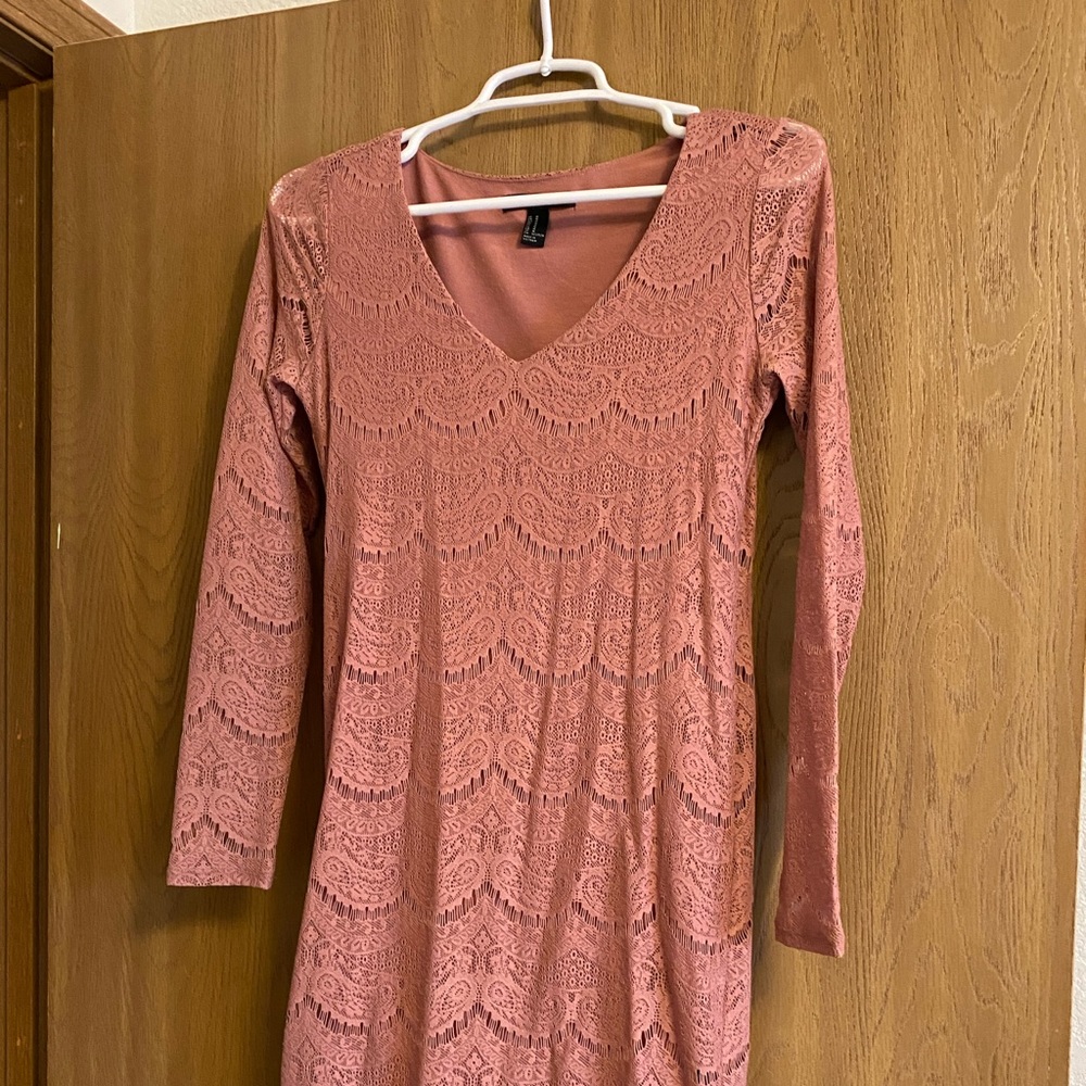 Forever 21 lace dress